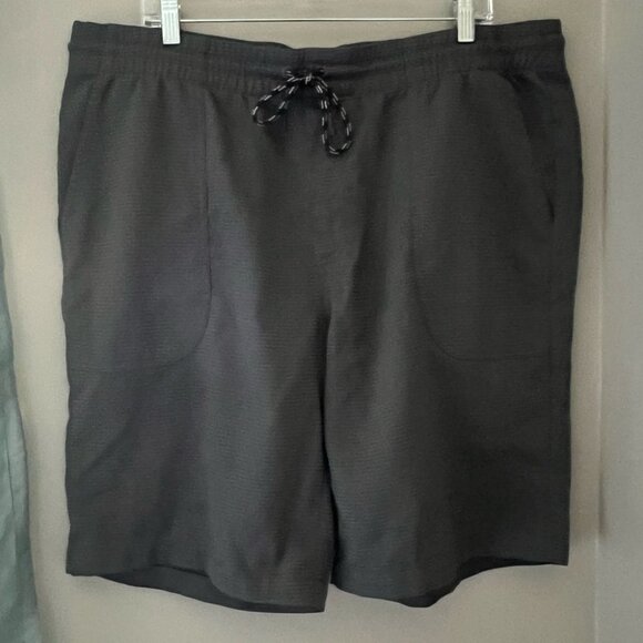 Men’s Shorts, Size 40 - Picture 1 of 2